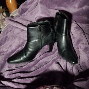 Ankle boots